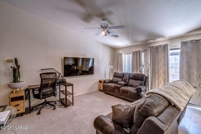 10407 N Fair Desert Drive, Oro Valley, AZ 85737