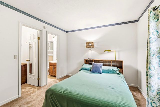 1840 Saint Michaels Court, South Bend, IN 46614