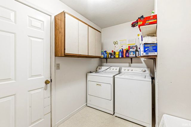 1840 Saint Michaels Court, South Bend, IN 46614