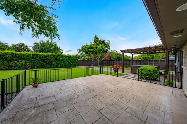 5710 Forest Lane, Dallas, TX 75230