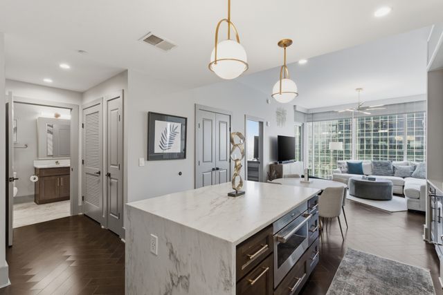 1616 West End Ave Unit 1906, Nashville, TN 37203