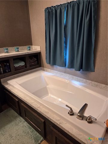 5345 Hwy 36, Milano, TX 76556