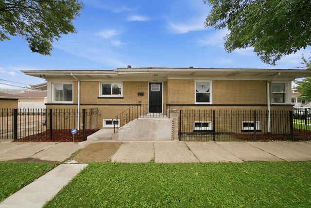 6601 S Francisco Avenue, Chicago, IL 60629