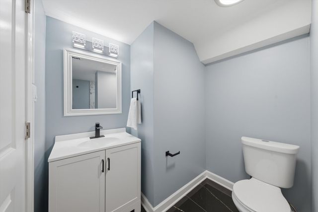 6601 S Francisco Avenue, Chicago, IL 60629
