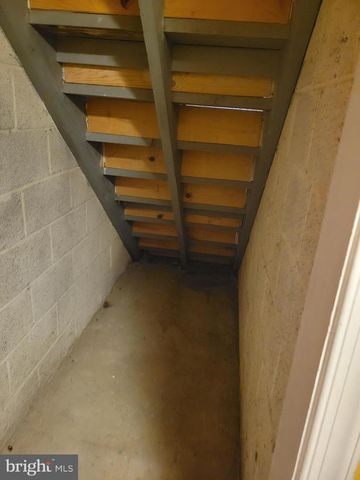 3913 TRITON CT, Temple Hills, MD 20748