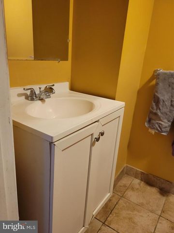 3913 TRITON CT, Temple Hills, MD 20748