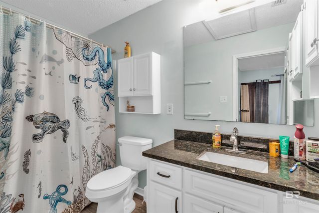 2067 Club House Drive, Lillian, AL 36549