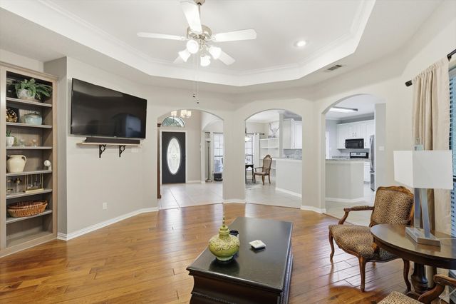 1805 Spinnaker Lane, Azle, TX 76020