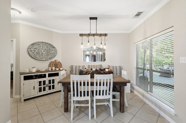 1805 Spinnaker Lane, Azle, TX 76020