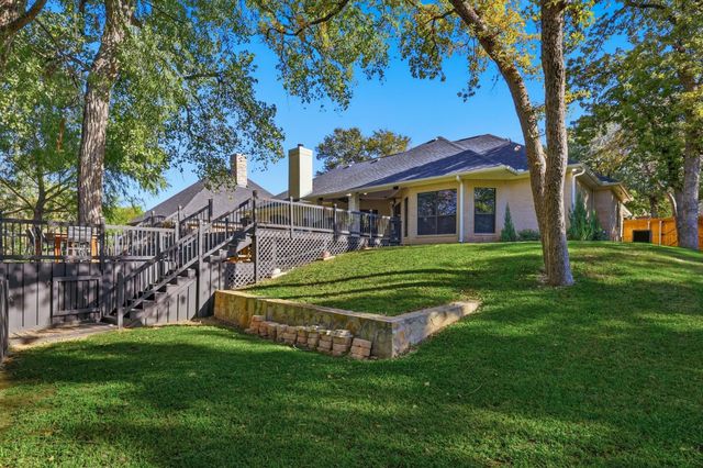 1805 Spinnaker Lane, Azle, TX 76020