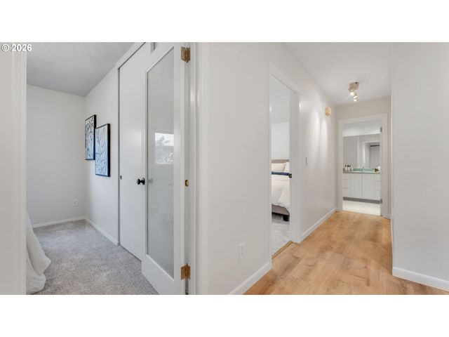 6737 Sw 30TH Ave B, Portland, OR 97219