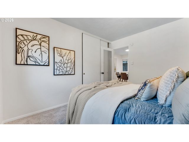6737 Sw 30TH Ave B, Portland, OR 97219