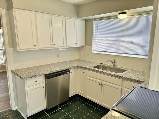 9911 Landry Boulevard, Houston, TX 77070