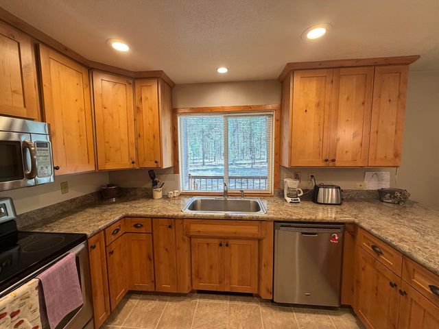 15740 Cornell Road, La Pine, OR 97739