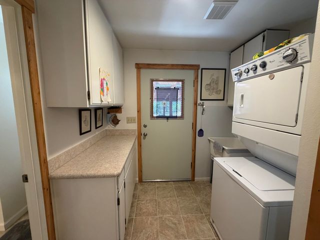 15740 Cornell Road, La Pine, OR 97739