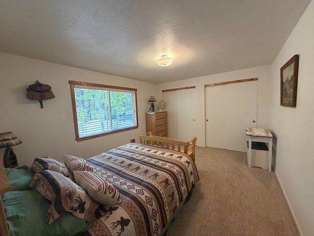 15740 Cornell Road, La Pine, OR 97739