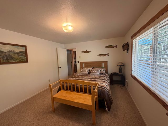 15740 Cornell Road, La Pine, OR 97739