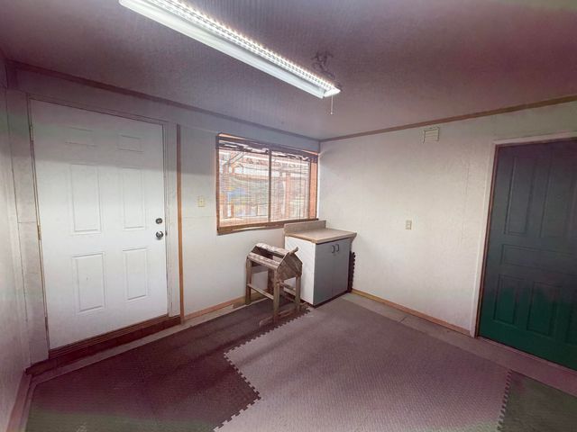 15740 Cornell Road, La Pine, OR 97739
