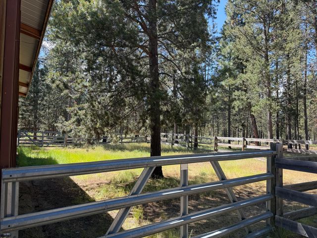 15740 Cornell Road, La Pine, OR 97739