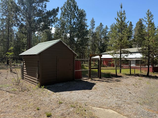 15740 Cornell Road, La Pine, OR 97739