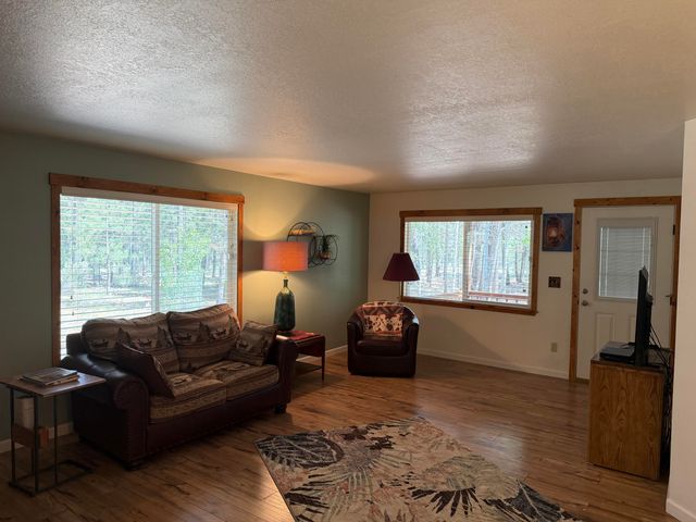 15740 Cornell Road, La Pine, OR 97739