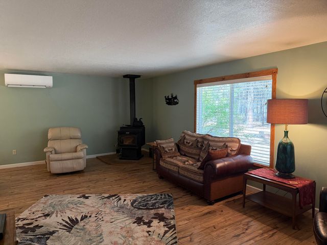 15740 Cornell Road, La Pine, OR 97739