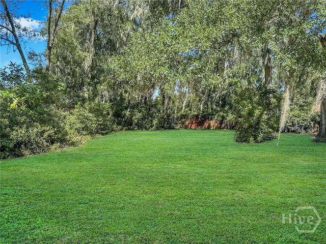 1918 E 63rd Street, Savannah, GA 31404