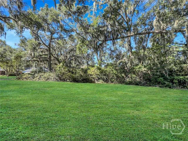 1918 E 63rd Street, Savannah, GA 31404