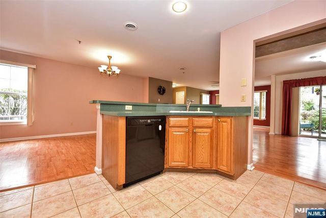 11 Collura Lane H058, Clifton, NJ 07012