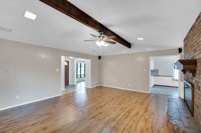 1710 Williamsburg Circle, Ennis, TX 75119