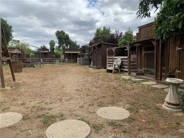 427 W Maple, Ontario, CA 91762