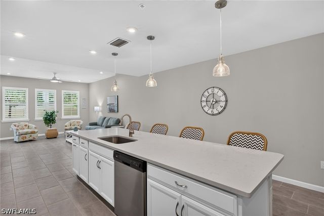 4676 Arboretum CIR 102, Naples, FL 34112