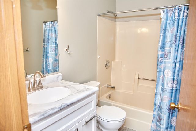 570 Winchester Road, Geneva, IN 46740