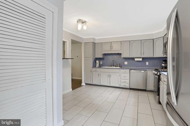 51 OLIVER RD, Enola, PA 17025