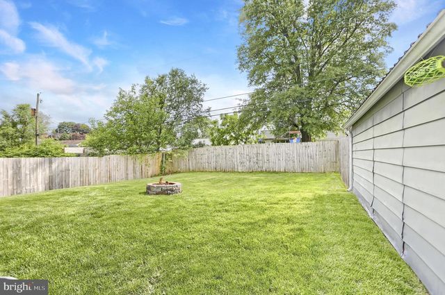 51 OLIVER RD, Enola, PA 17025