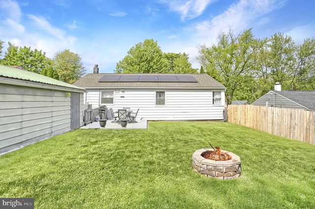 51 OLIVER RD, Enola, PA 17025