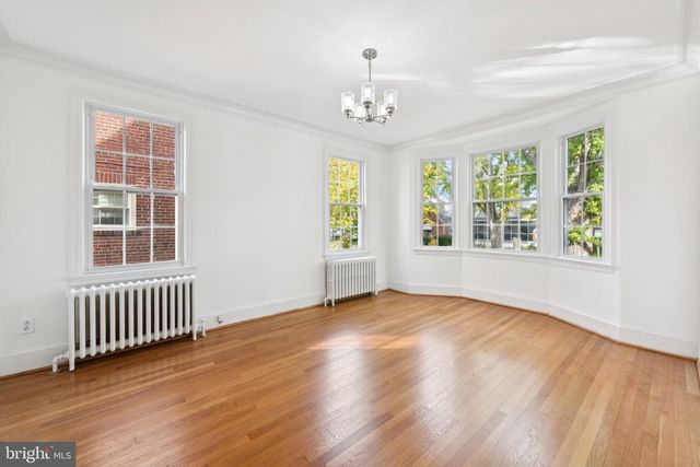 1350 SOMERSET PL NW, Washington, DC 20011