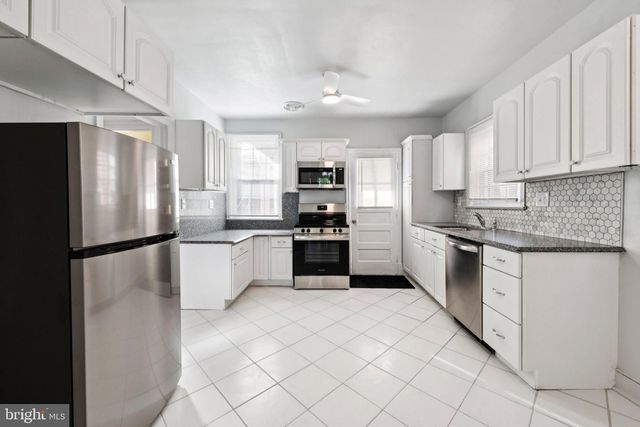 1350 SOMERSET PL NW, Washington, DC 20011