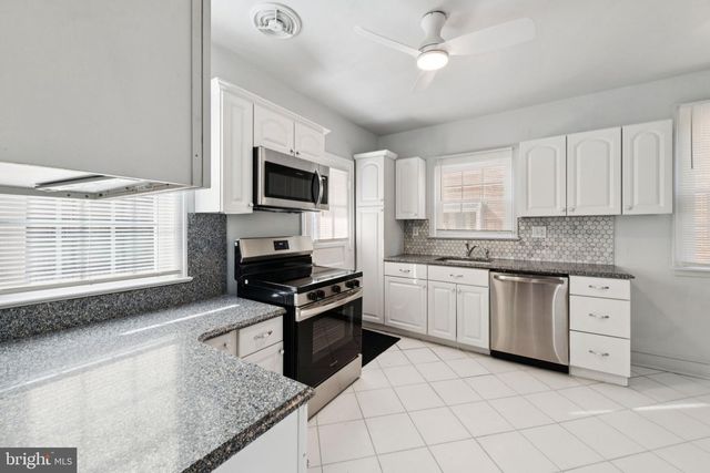 1350 SOMERSET PL NW, Washington, DC 20011