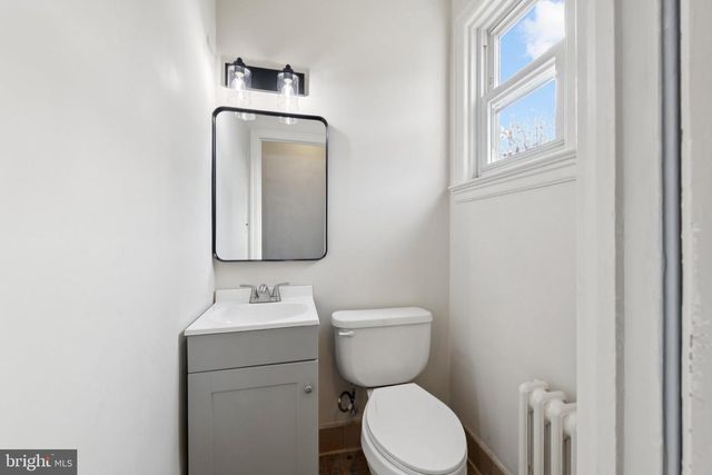 1350 SOMERSET PL NW, Washington, DC 20011