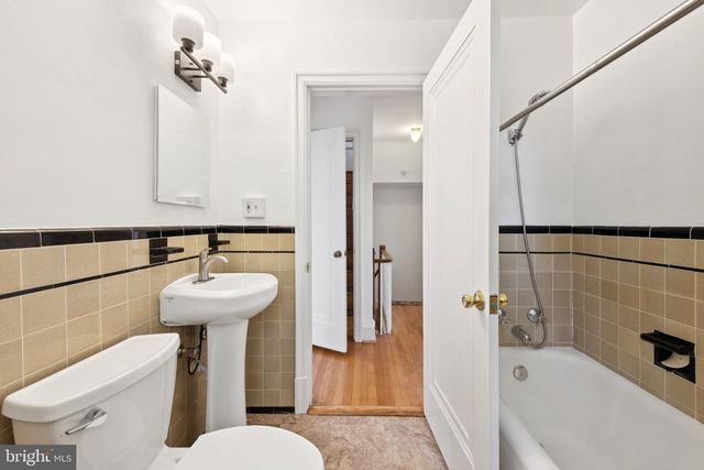 1350 SOMERSET PL NW, Washington, DC 20011