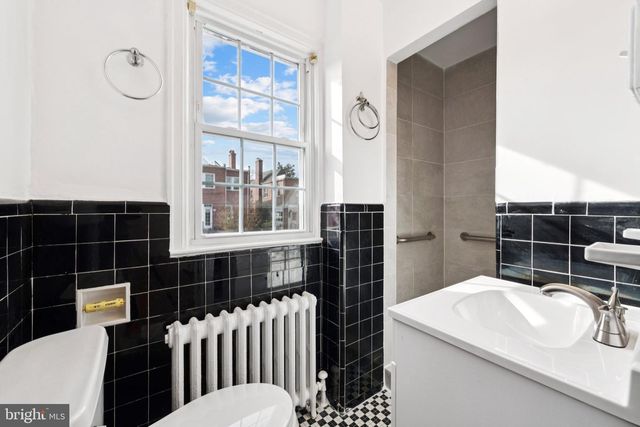 1350 SOMERSET PL NW, Washington, DC 20011