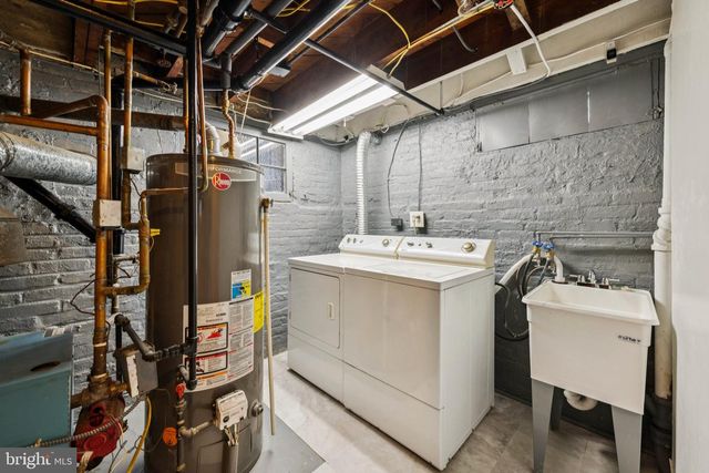 1350 SOMERSET PL NW, Washington, DC 20011