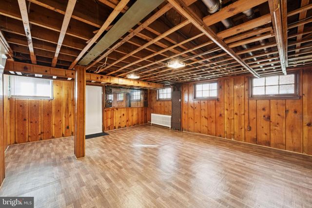 1350 SOMERSET PL NW, Washington, DC 20011