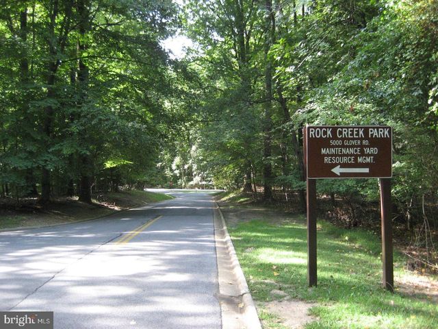 1350 SOMERSET PL NW, Washington, DC 20011