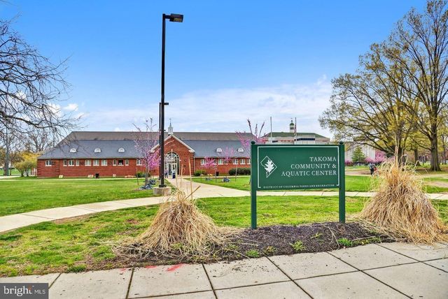 1350 SOMERSET PL NW, Washington, DC 20011