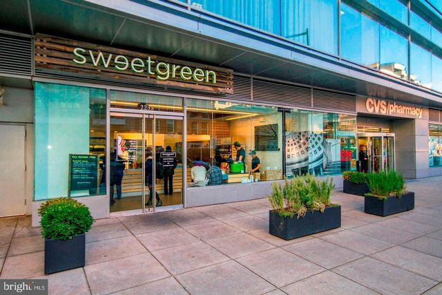 1350 SOMERSET PL NW, Washington, DC 20011