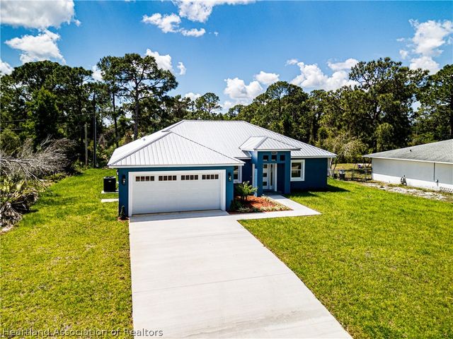 3921 Dauphine Street, Sebring, FL 33872
