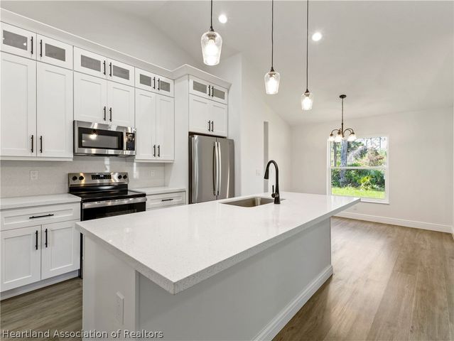 3921 Dauphine Street, Sebring, FL 33872