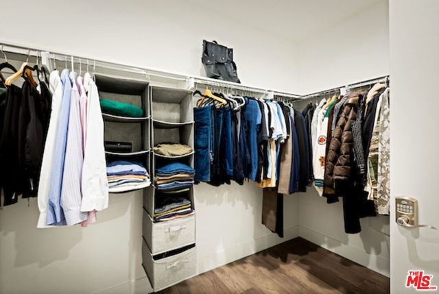 728 N Sweetzer Avenue 402, West Hollywood, CA 90069